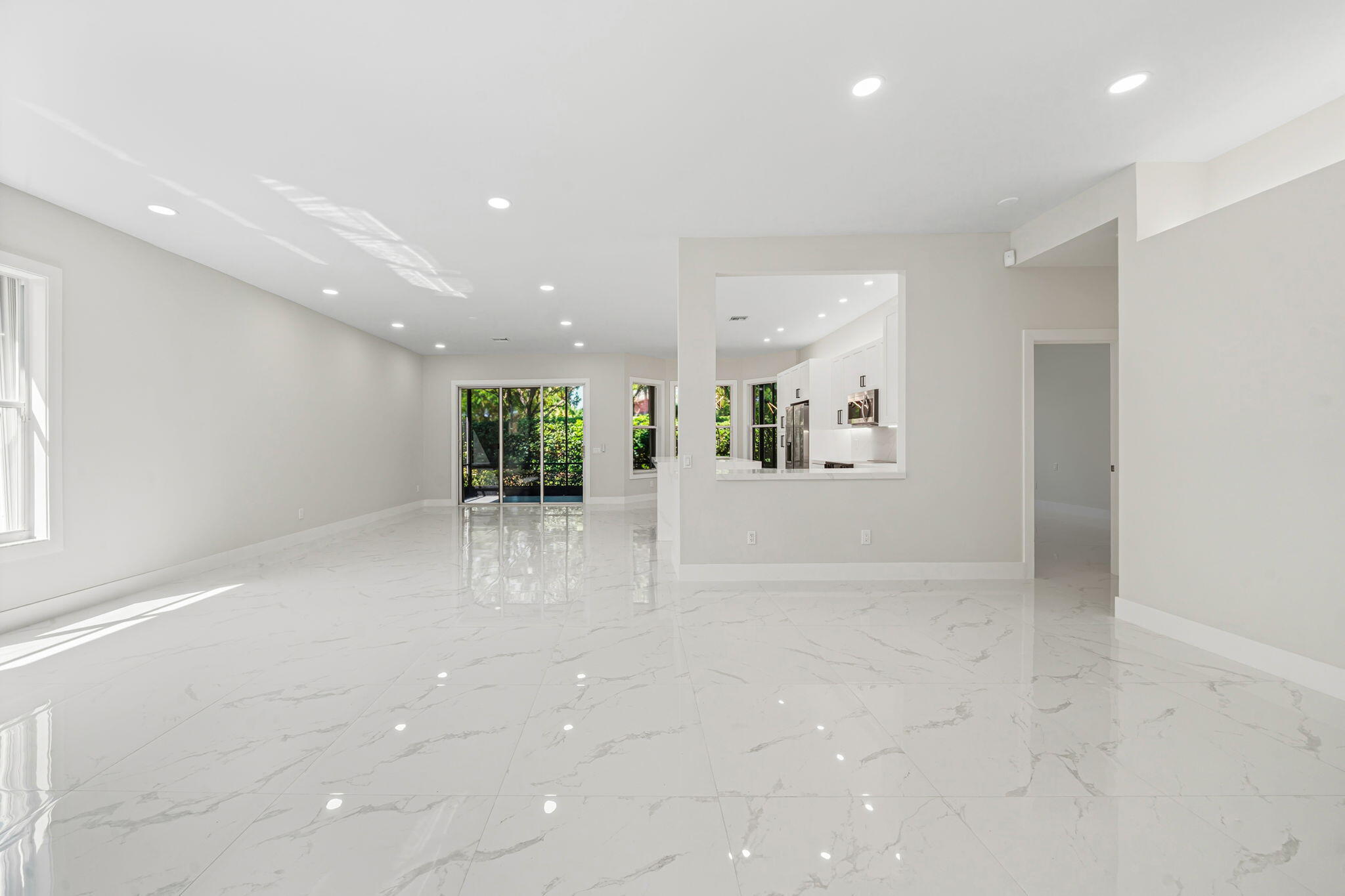 VALENCIA ISLES 1 - Residential