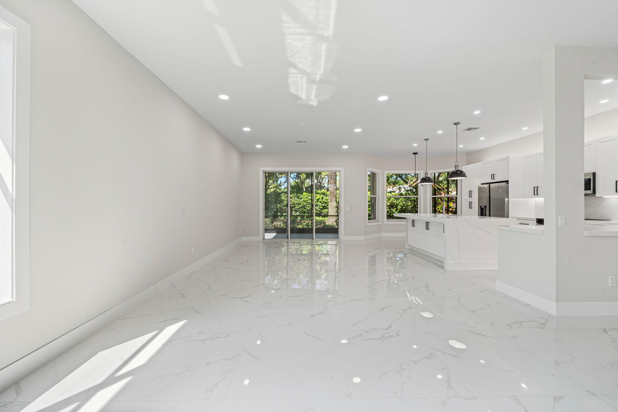 VALENCIA ISLES 1 - Residential