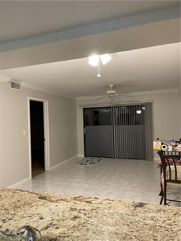 THE PINES OF OAKLAND FORE - Residential