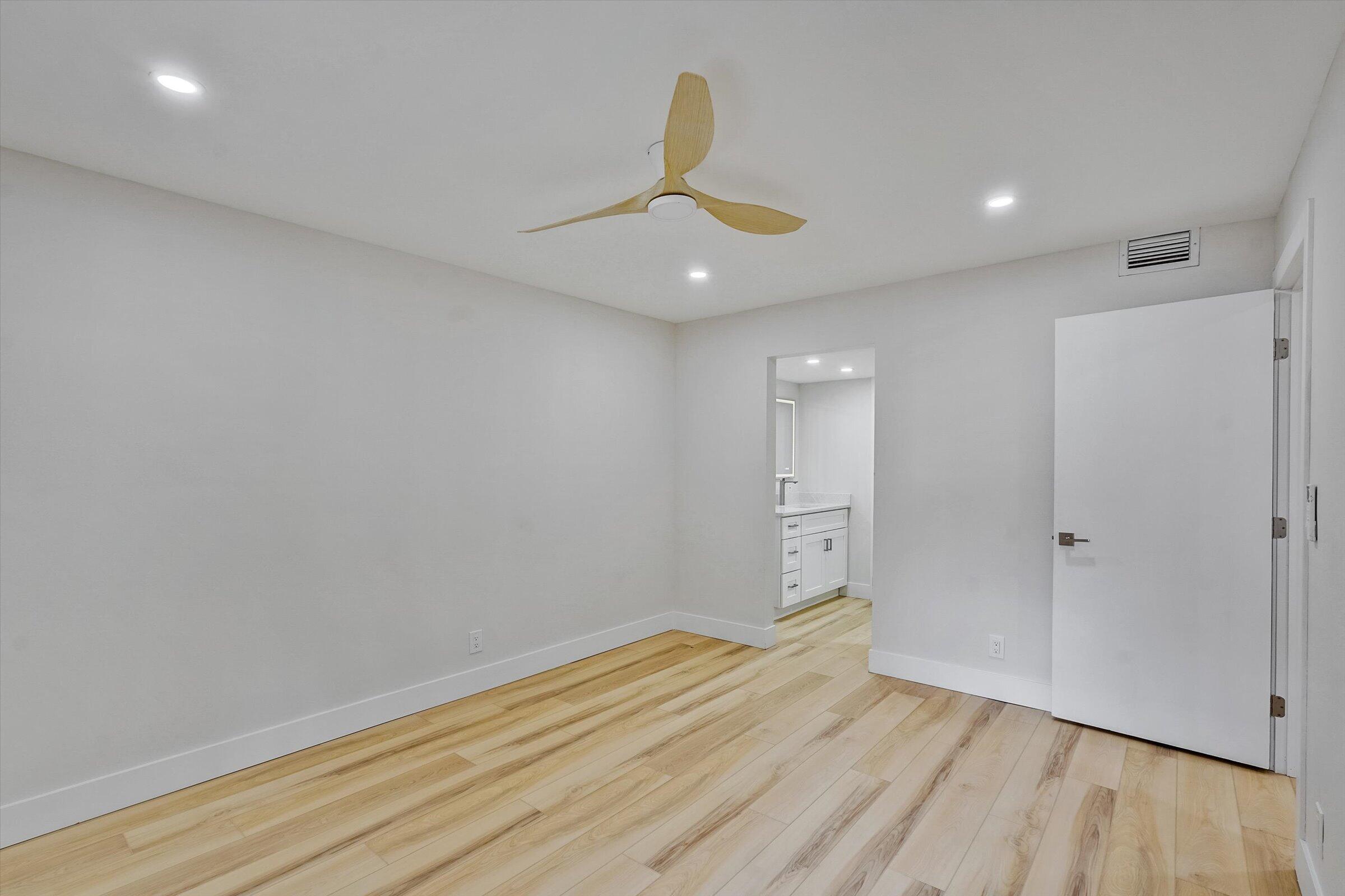 PALMETTO CONDO - Residential