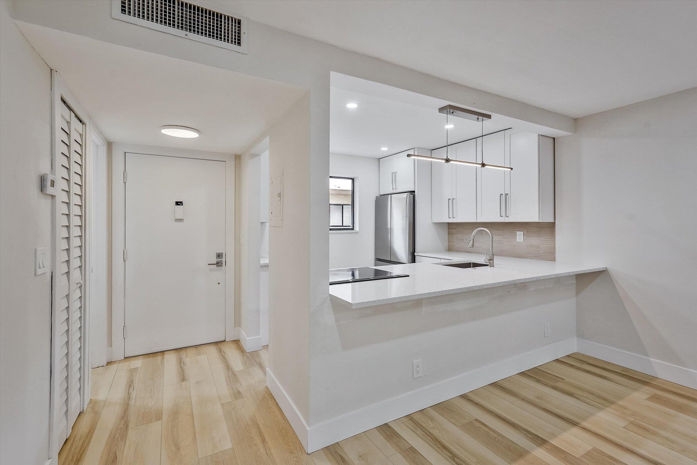 PALMETTO CONDO - Residential