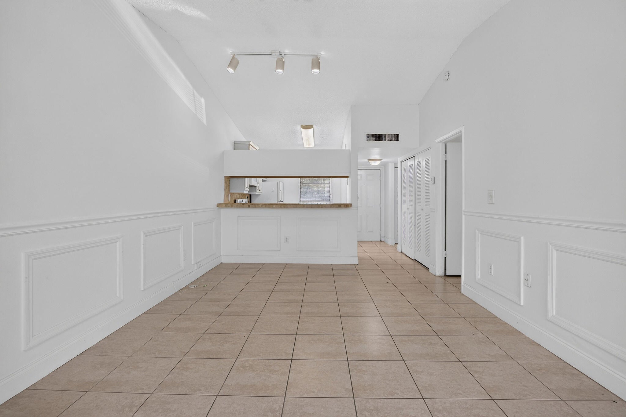 9919 NOB HILL Court 9919