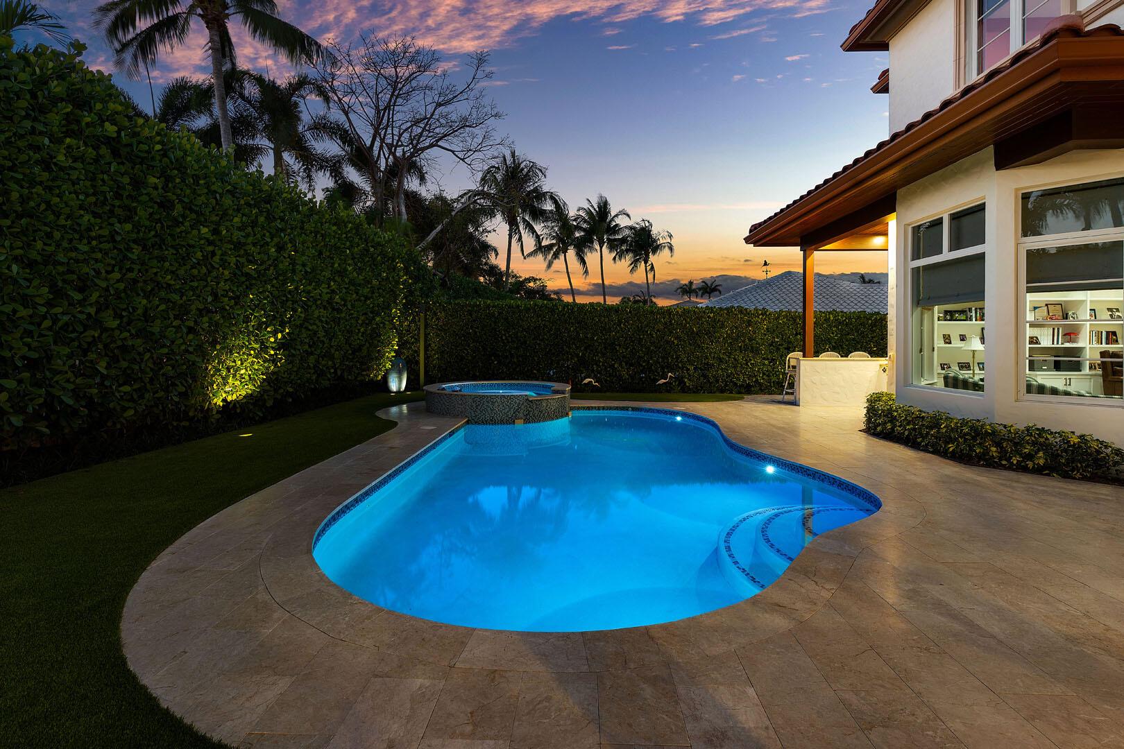 ROYAL PALM YACHT & COUNTR - Residential