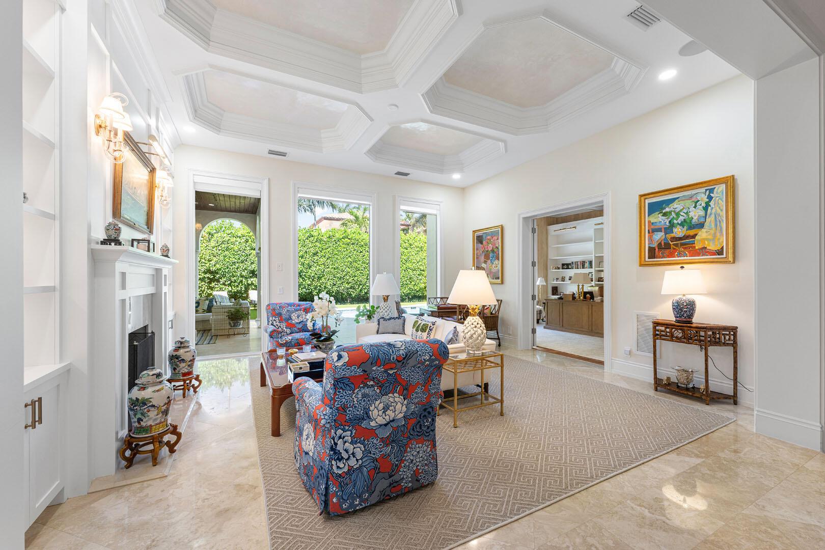 ROYAL PALM YACHT & COUNTR - Residential