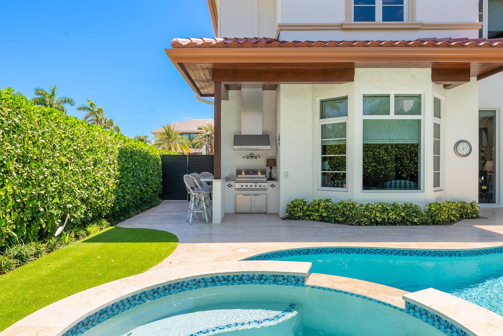 ROYAL PALM YACHT & COUNTR - Residential