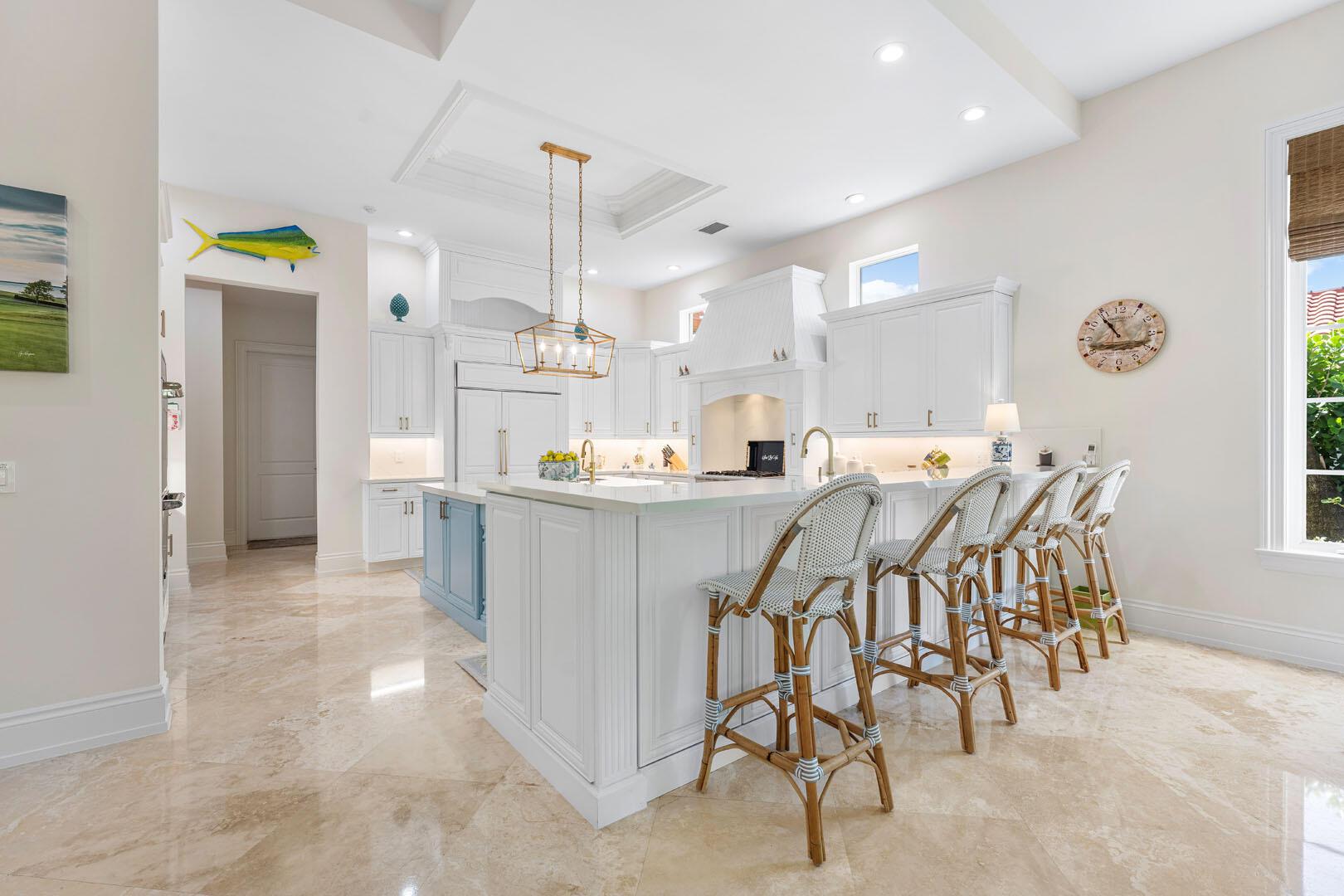 ROYAL PALM YACHT & COUNTR - Residential