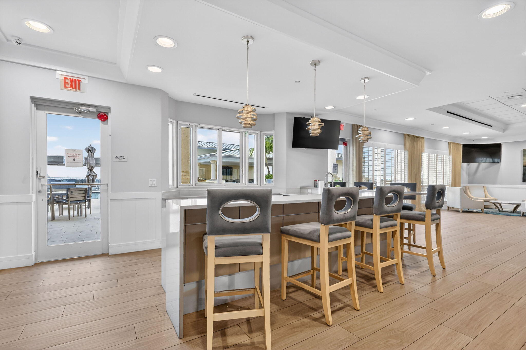 MARINA GRANDE RIVIERA BEACH CONDO - Residential
