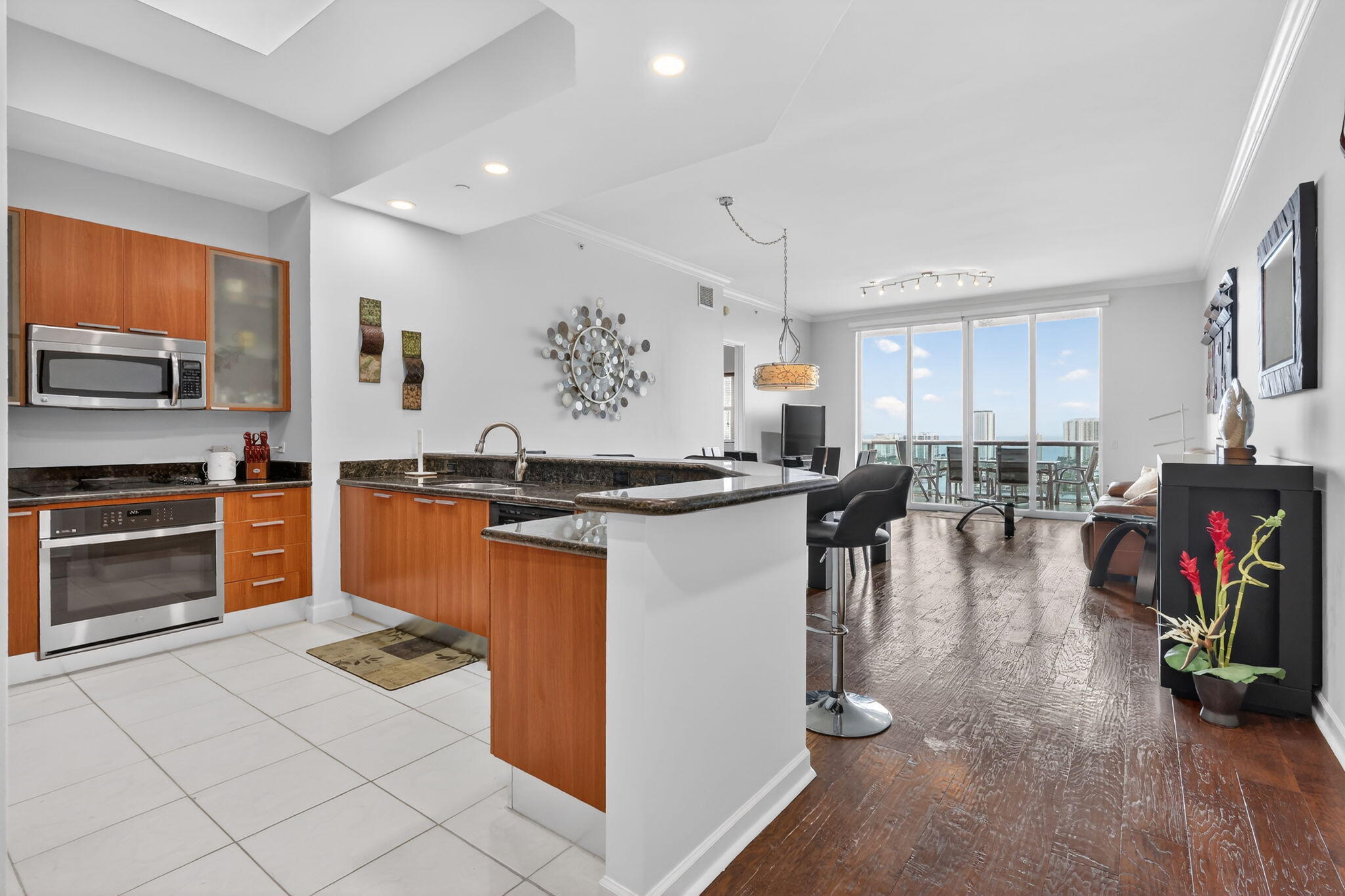 MARINA GRANDE RIVIERA BEACH CONDO - Residential