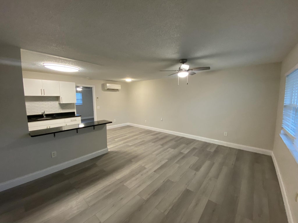 Photo of 914 N Federal Highway #5, Lake Worth Beach, FL 33460 (MLS # R11027655)