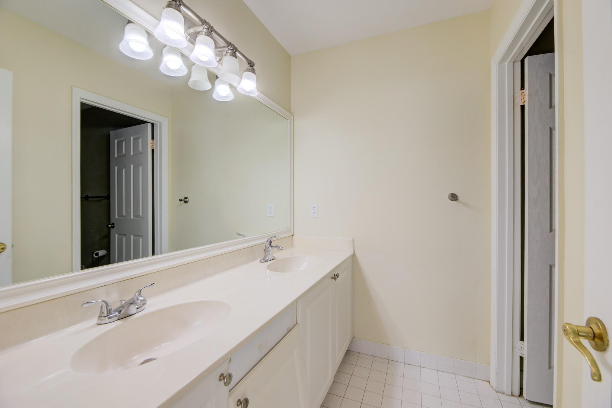 Chapel Lake Estates 154-4 - Residential