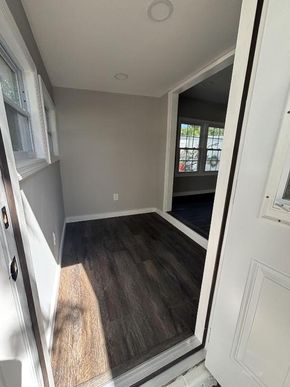 COUNTRY KNOLLS - Residential