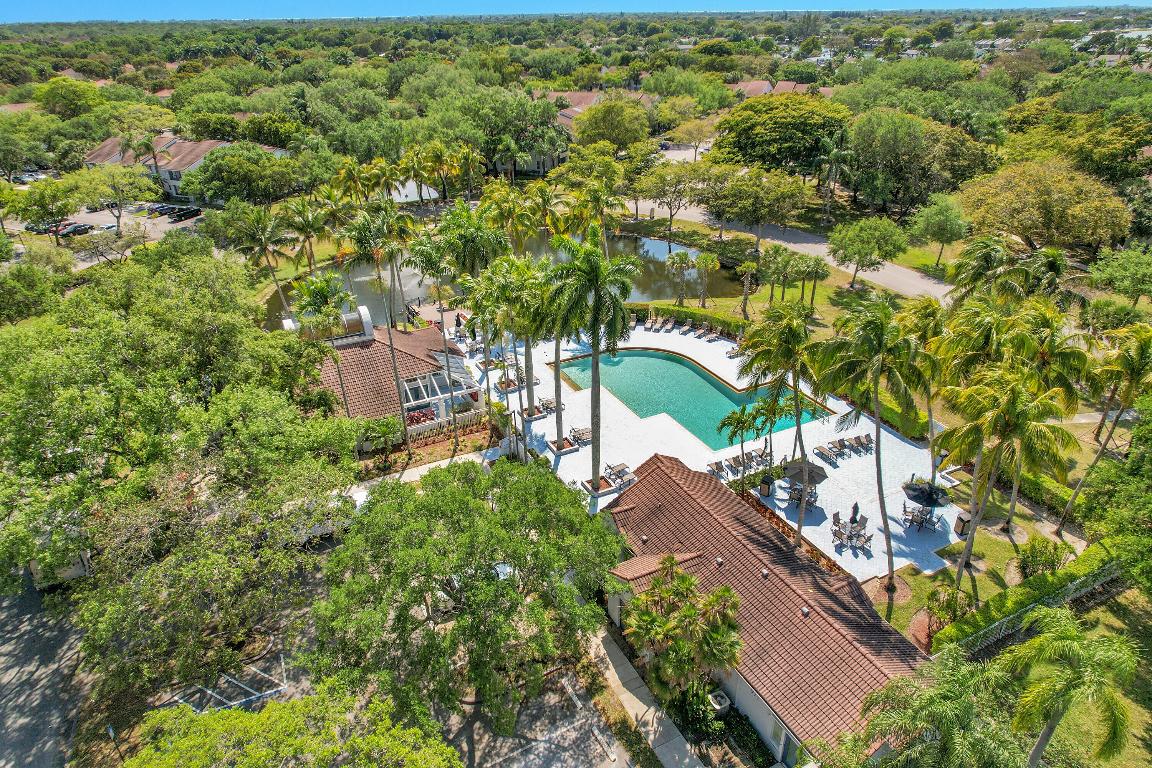 COCO PARC CONDO - Residential