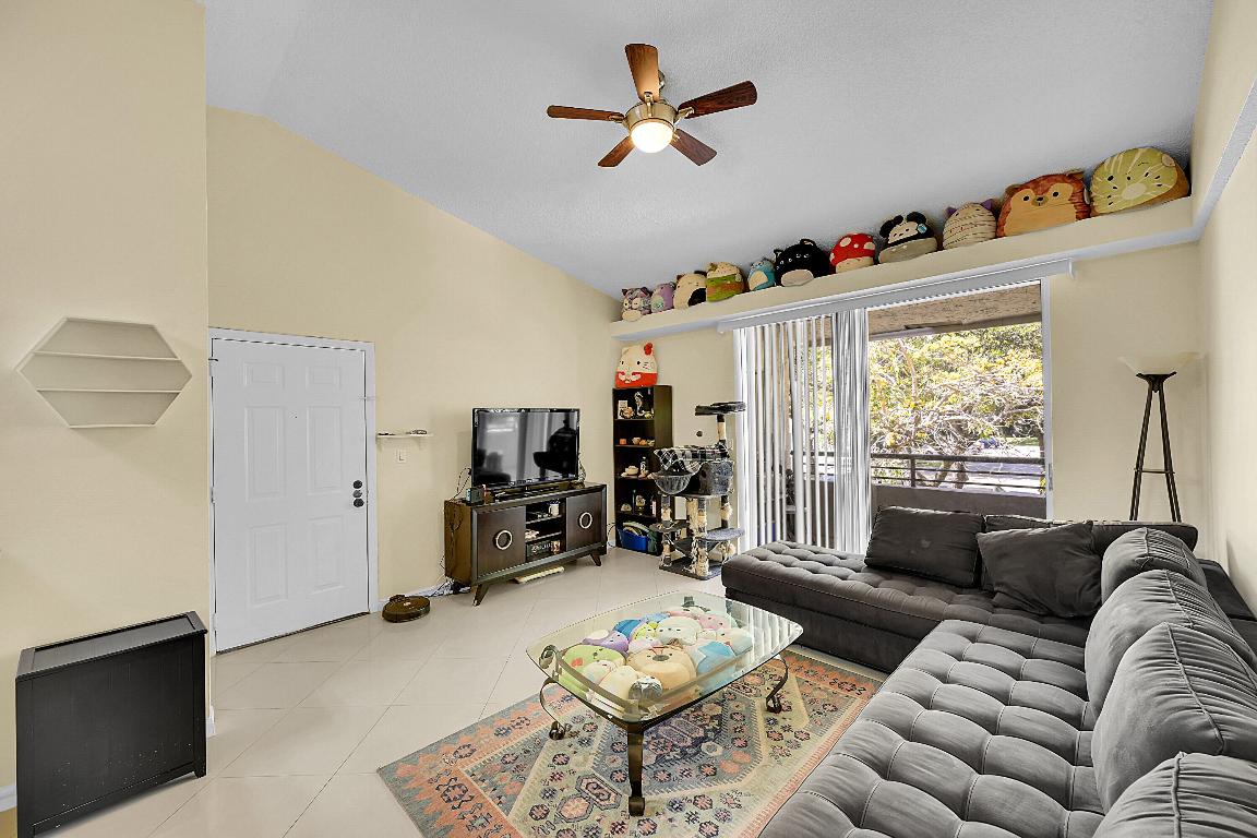 COCO PARC CONDO - Residential