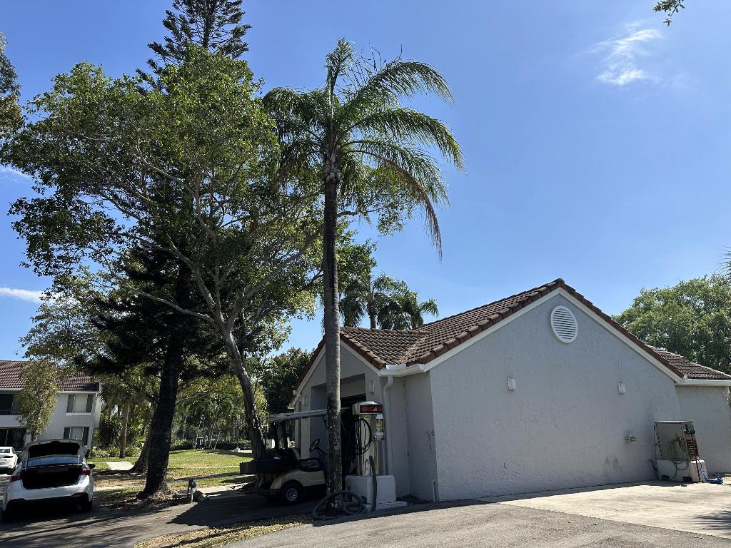 COCO PARC CONDO - Residential