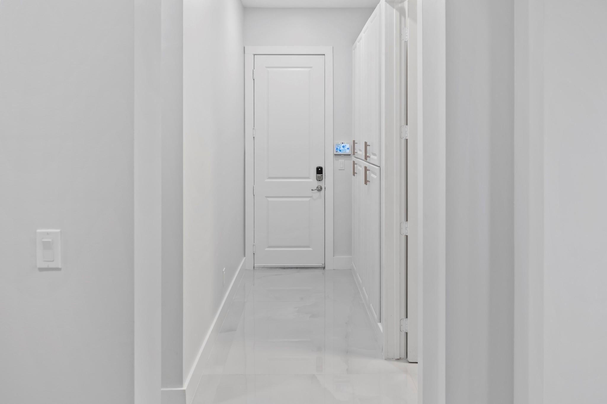 Bruschi Prop 180-105 B - Residential