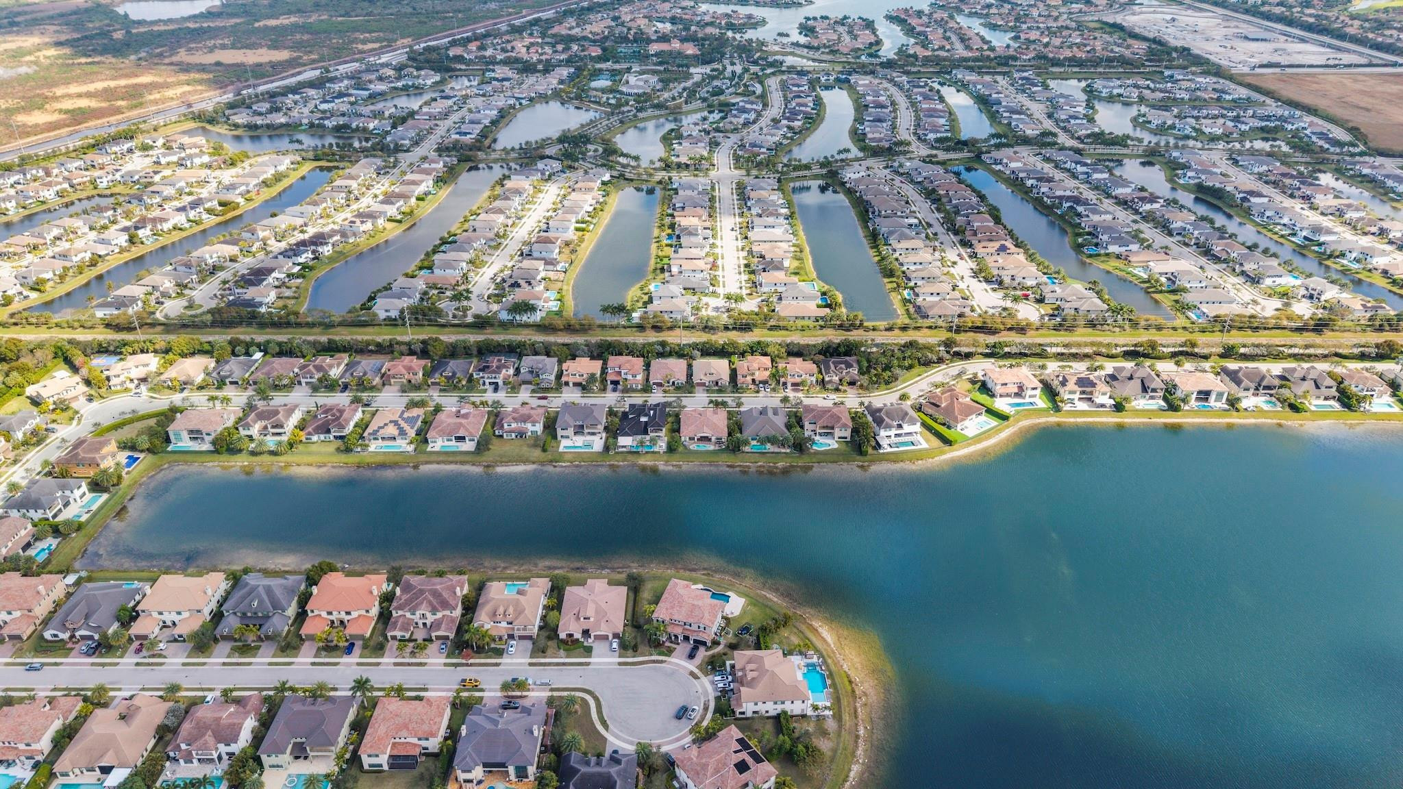 Bruschi Prop 180-105 B - Residential