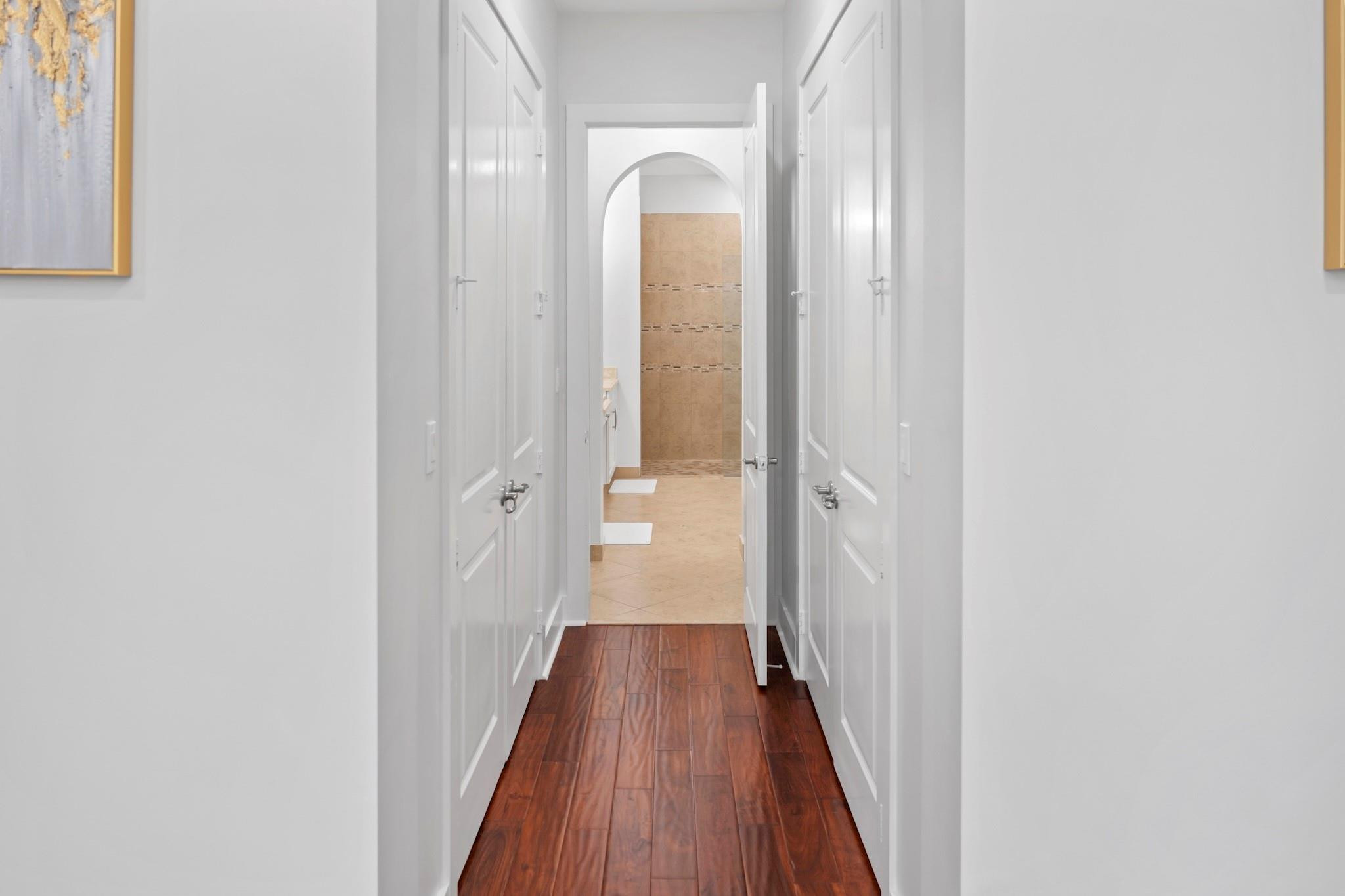 Bruschi Prop 180-105 B - Residential