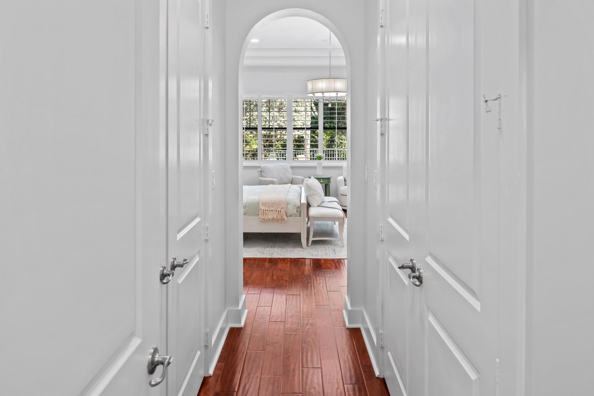 Bruschi Prop 180-105 B - Residential