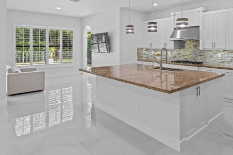 Tiny photo for 8840 E Watercrest Cir Circle E, Parkland, FL 33076 (MLS # F10551652)