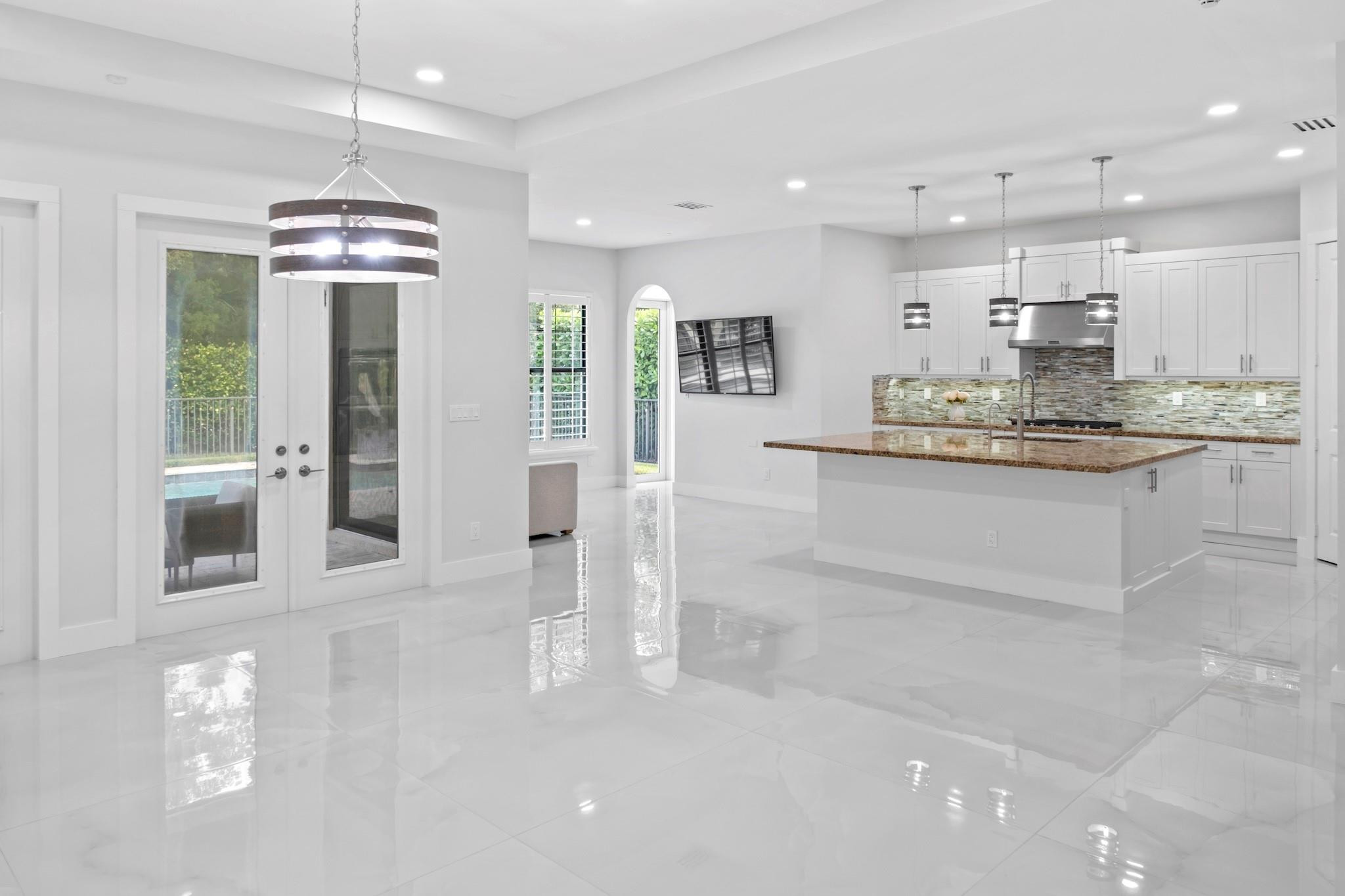 Bruschi Prop 180-105 B - Residential