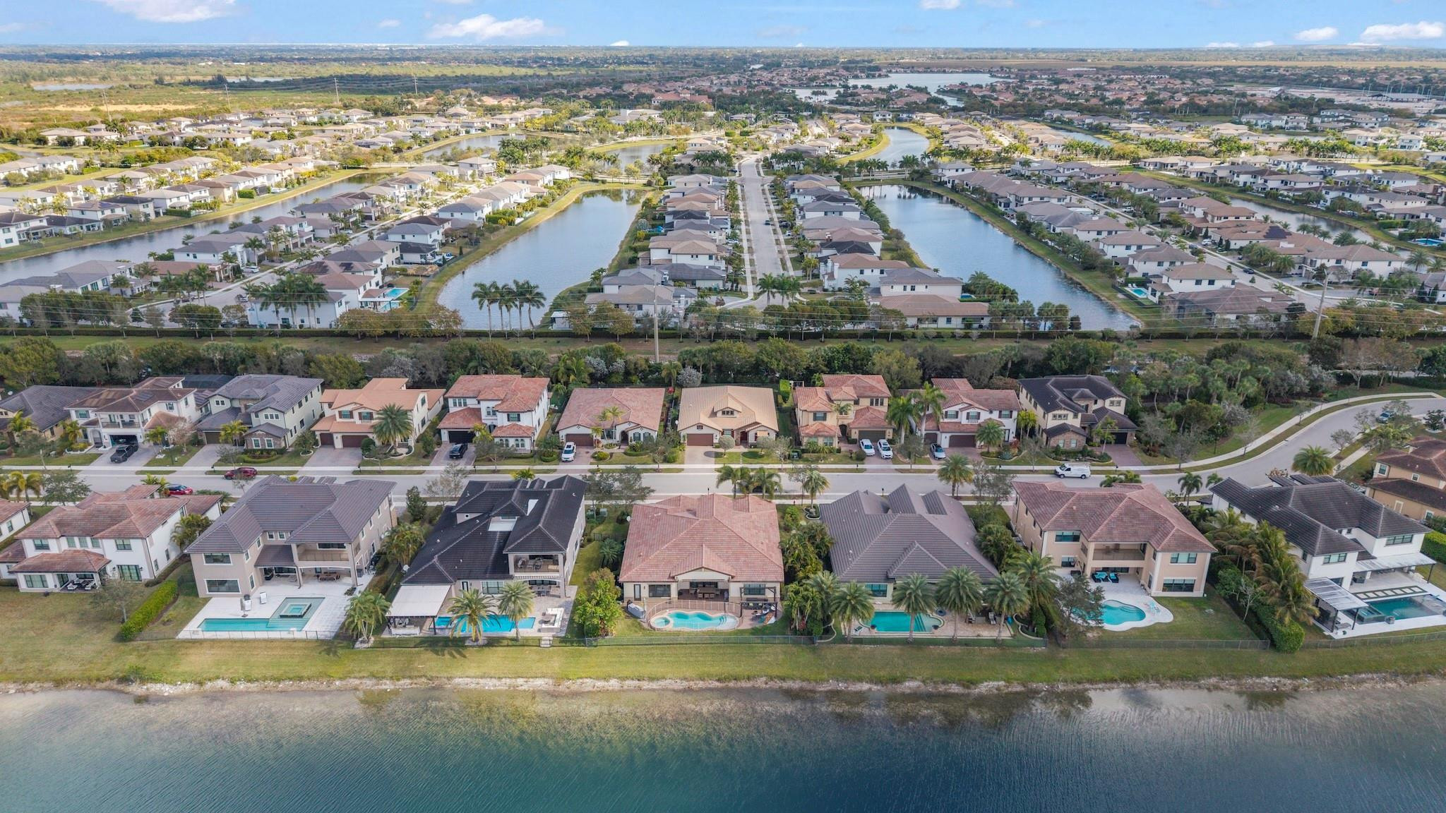 Bruschi Prop 180-105 B - Residential