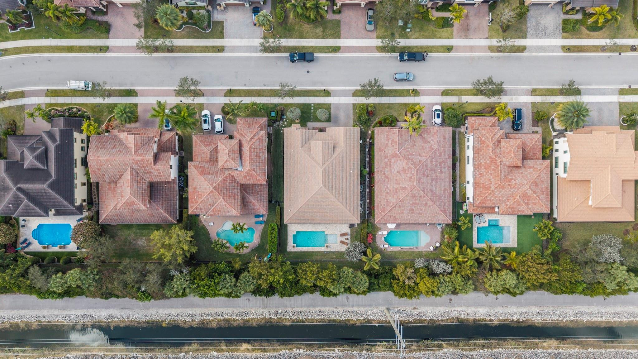 Bruschi Prop 180-105 B - Residential