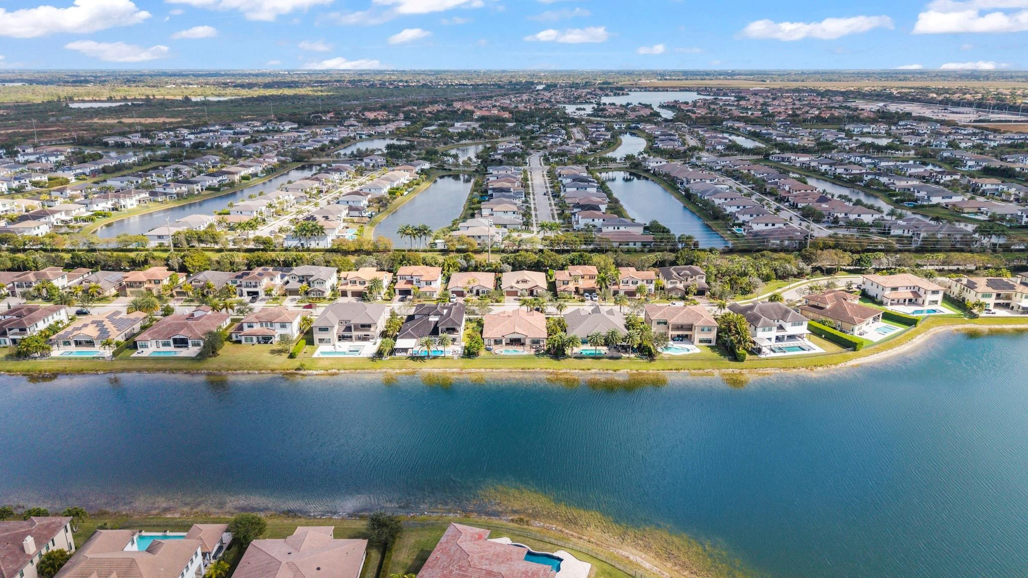 Bruschi Prop 180-105 B - Residential