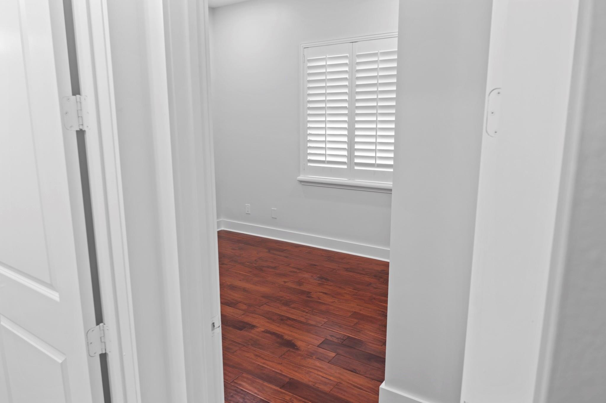 Bruschi Prop 180-105 B - Residential