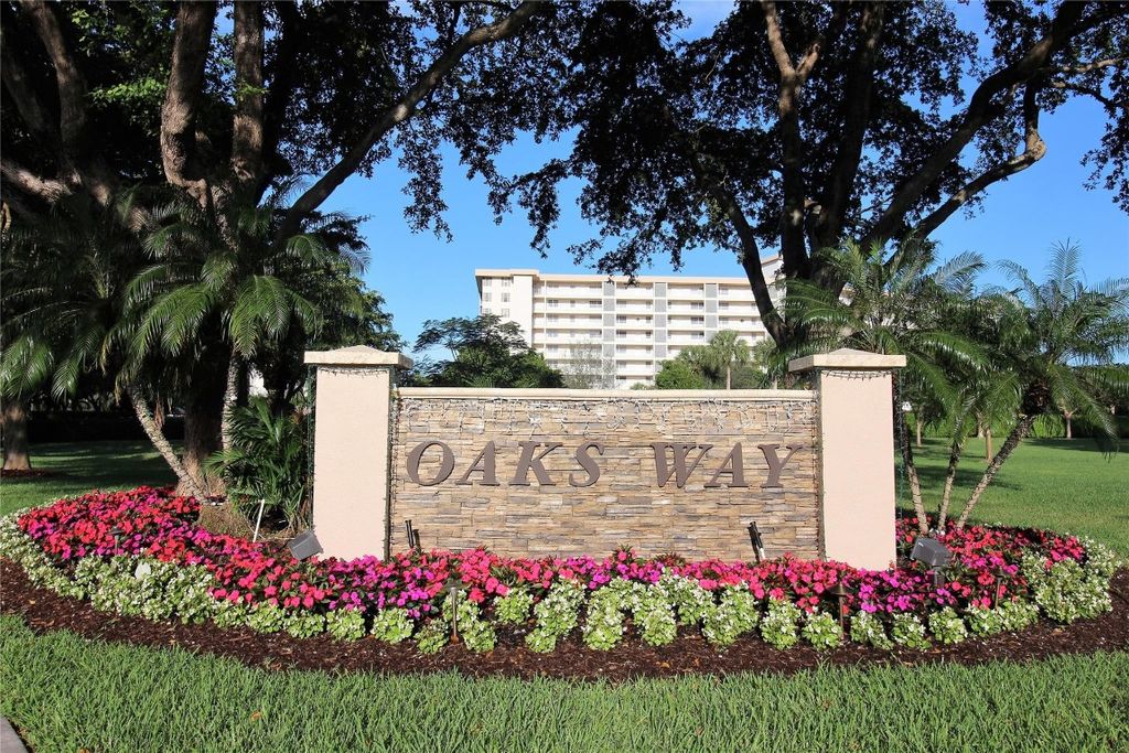Photo of 3499 Oaks Way #310, Pompano Beach, FL 33069 (MLS # F10503459)