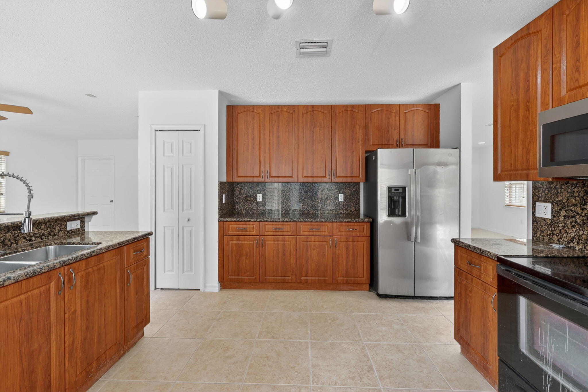 SONARA AT MALIBU BAY - Residential Lease