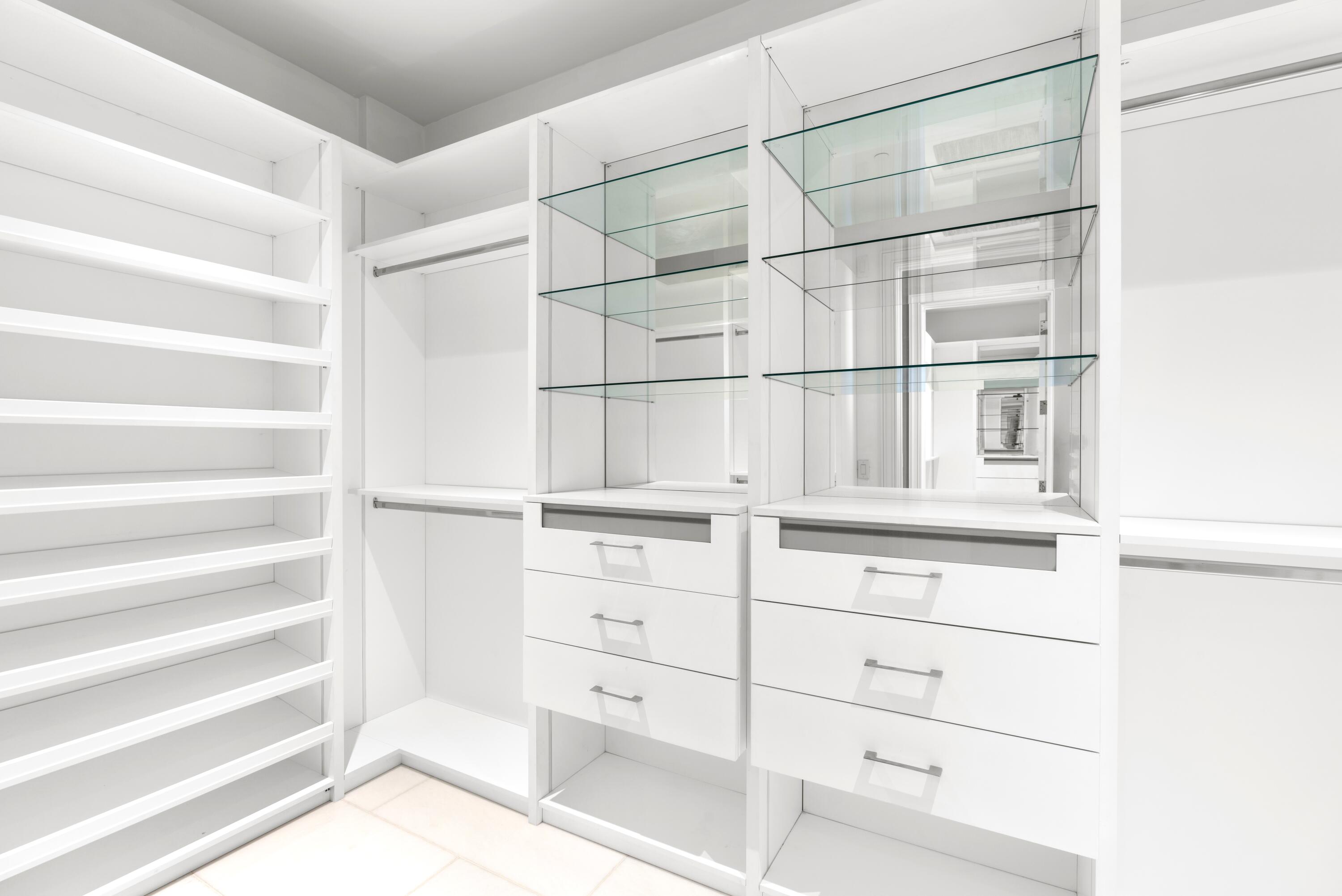 BRISTOL CONDO - Residential