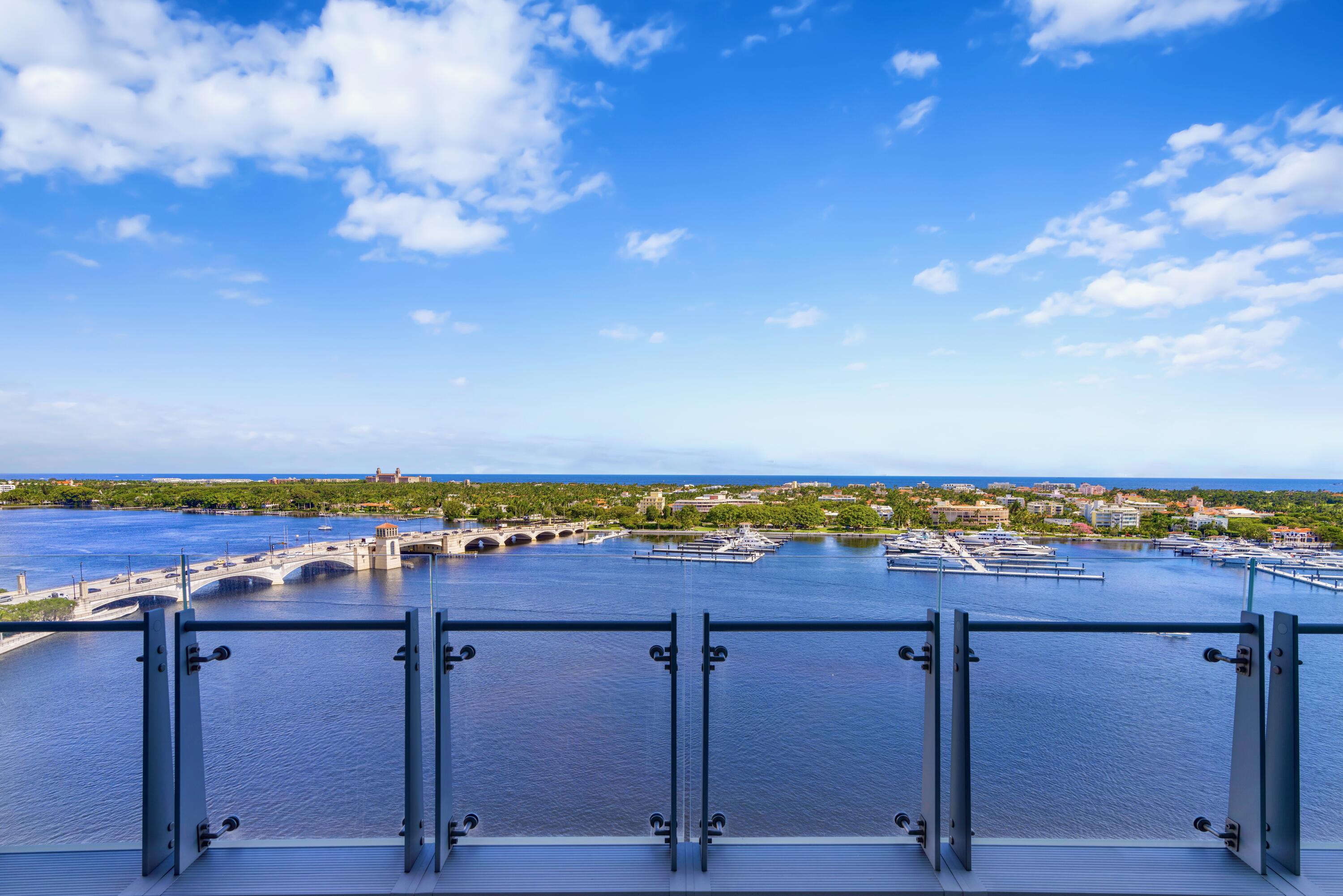 BRISTOL CONDO - Residential