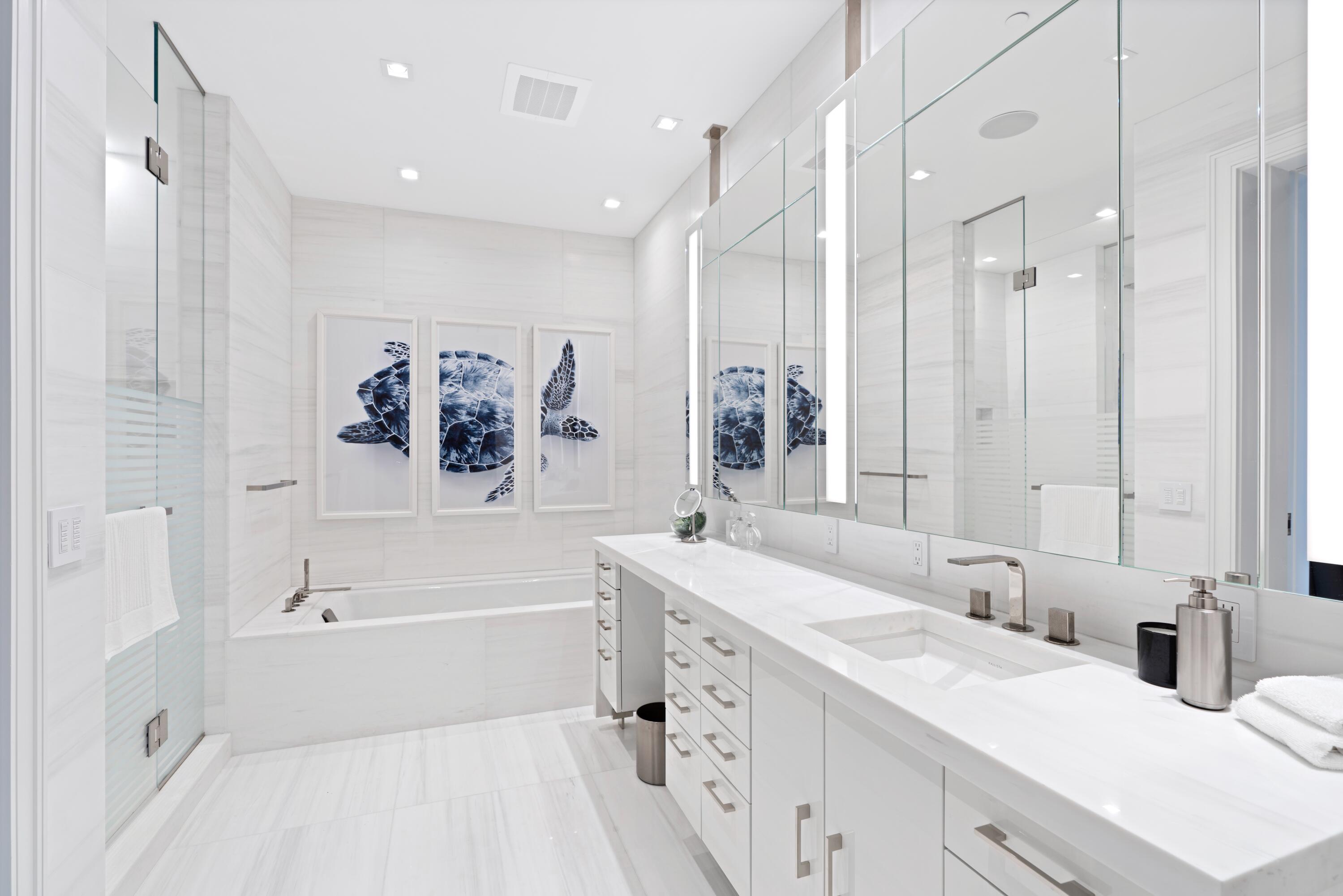 BRISTOL CONDO - Residential