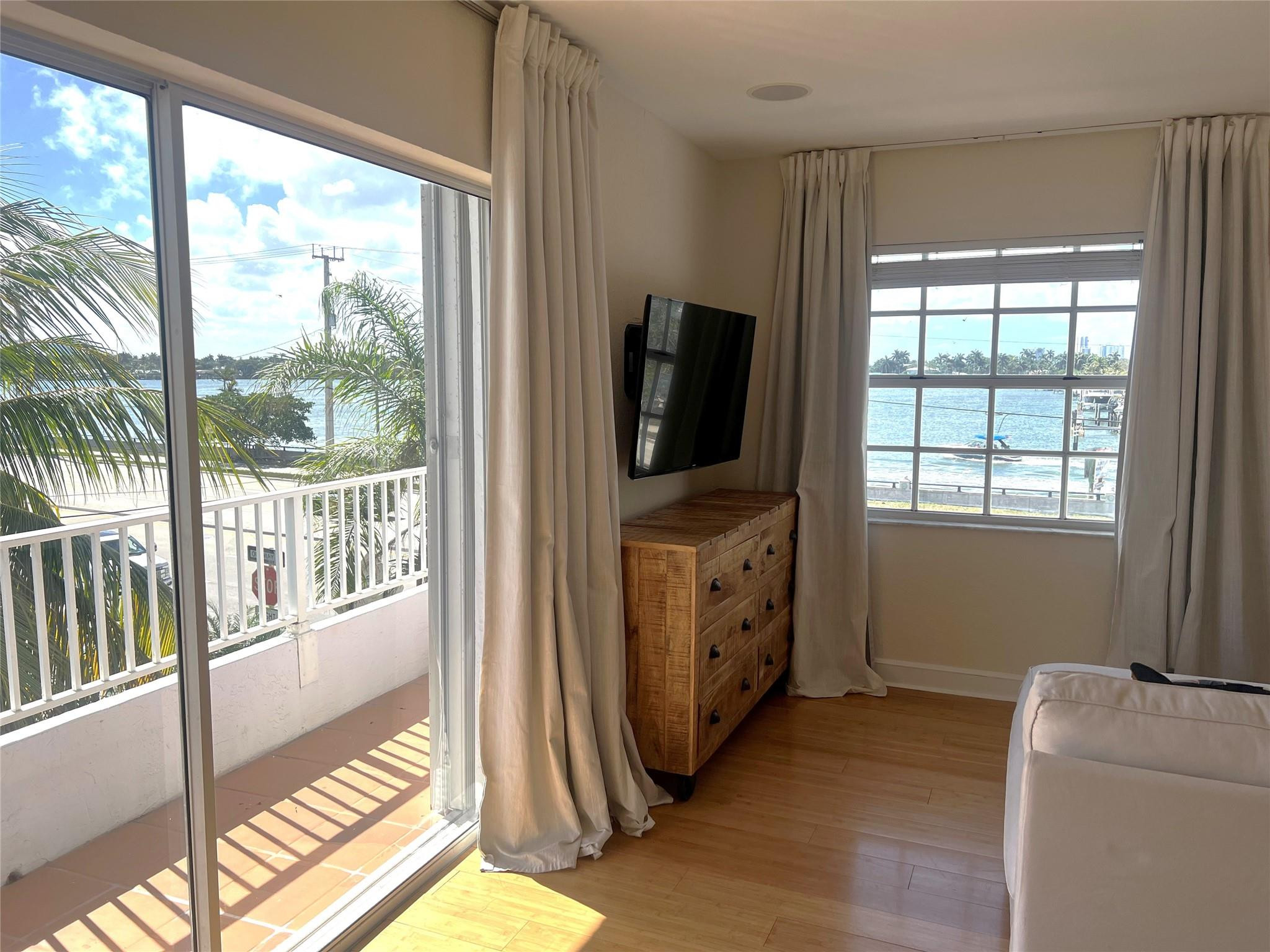 VIRGINIA BEACH RESORT - Residential