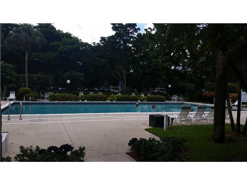 PALM AIRE - Residential