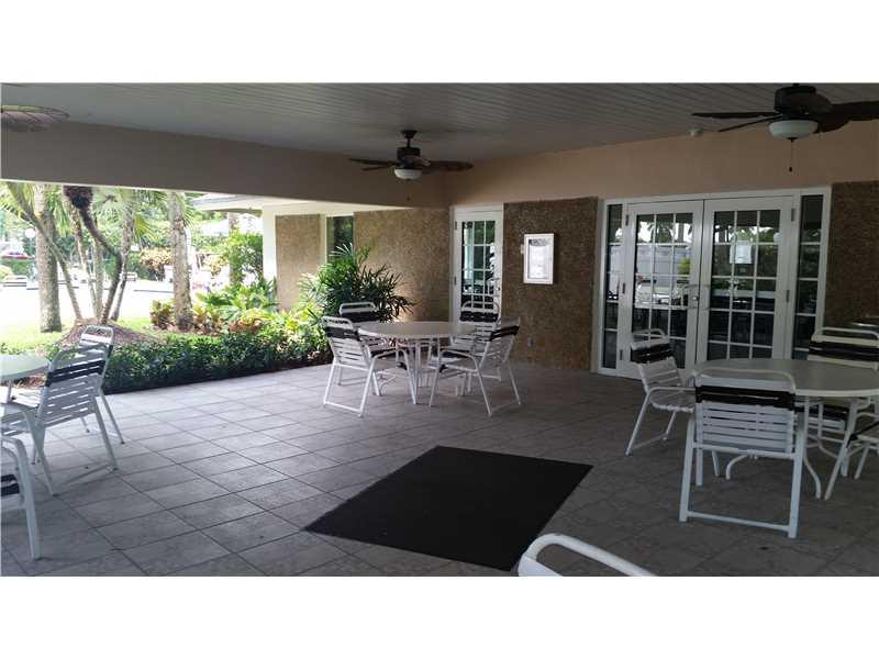 PALM AIRE - Residential