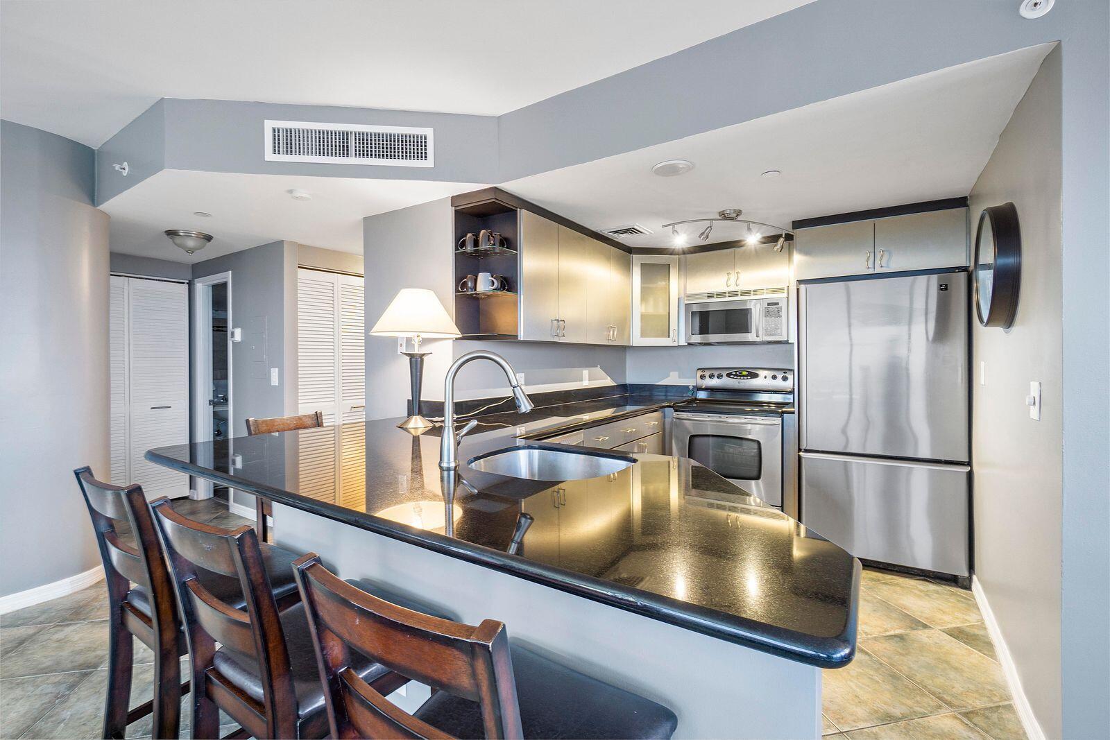 HOME TOWER CONDO - Residential Lease