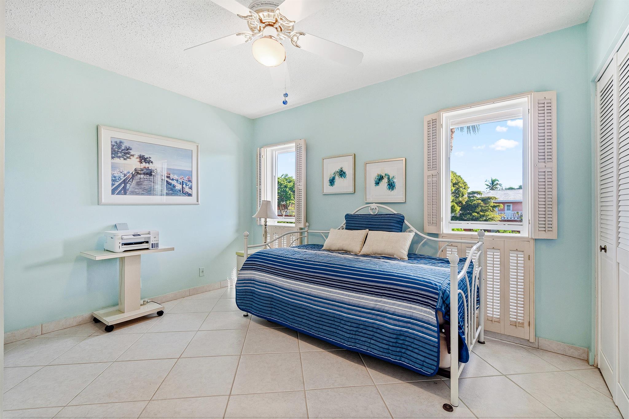 TIERRA DEL SOL CONDO - Residential Lease