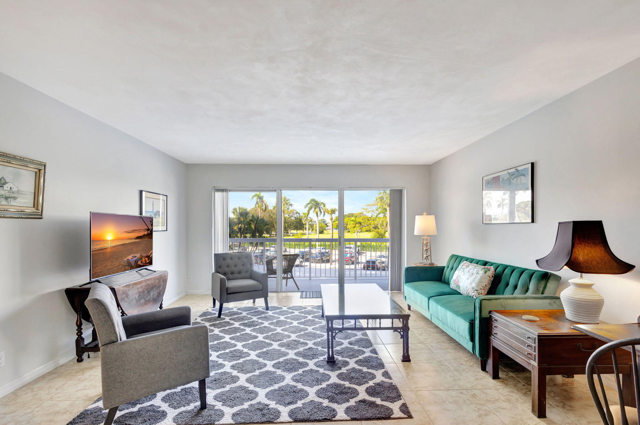 PORTOFINO CONDO PT OF LTS 15 AND 16,JARVIS PAR - Residential Lease