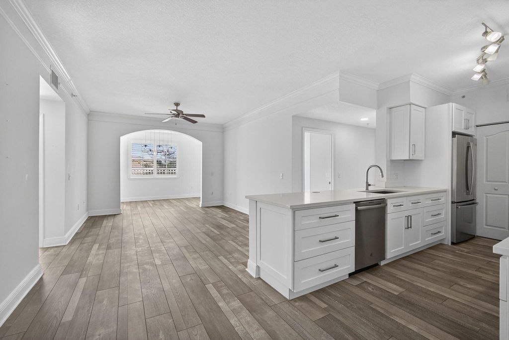 Photo of 5301 Myrtlewood Circle E, Palm Beach Gardens, FL 33418 (MLS # R11138581)