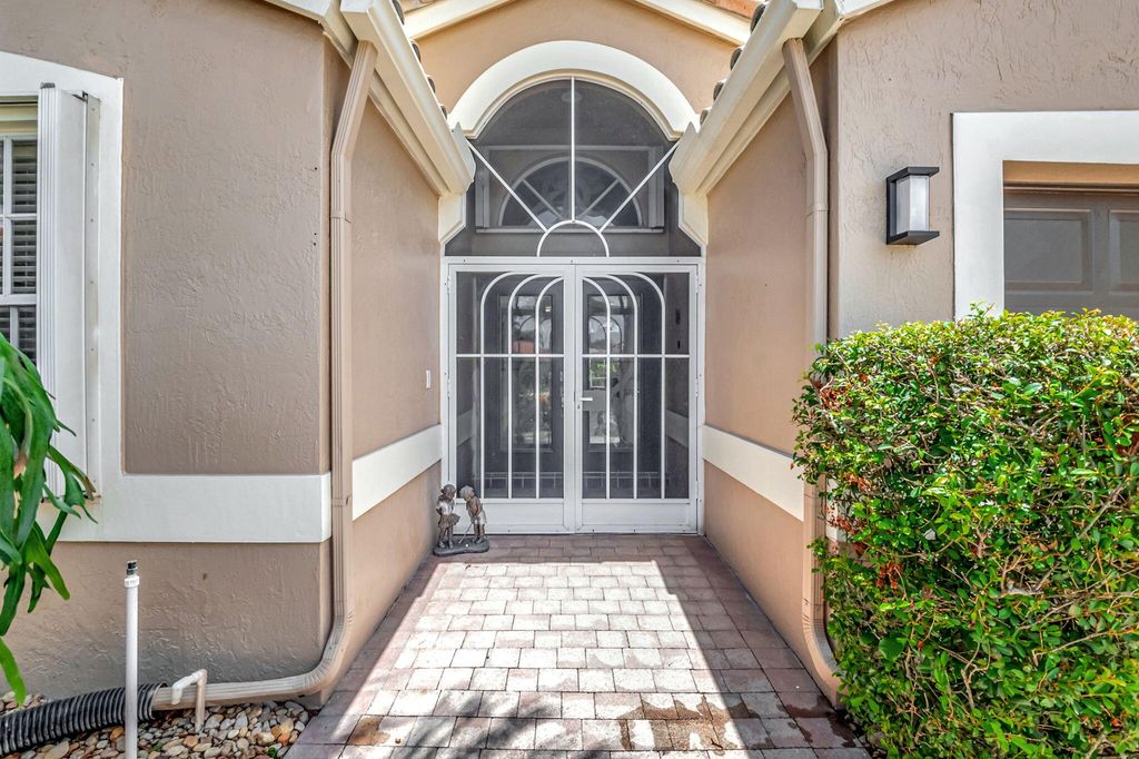 Photo of 7214 Louisiane Court, Boynton Beach, FL 33437 (MLS # R11001243)