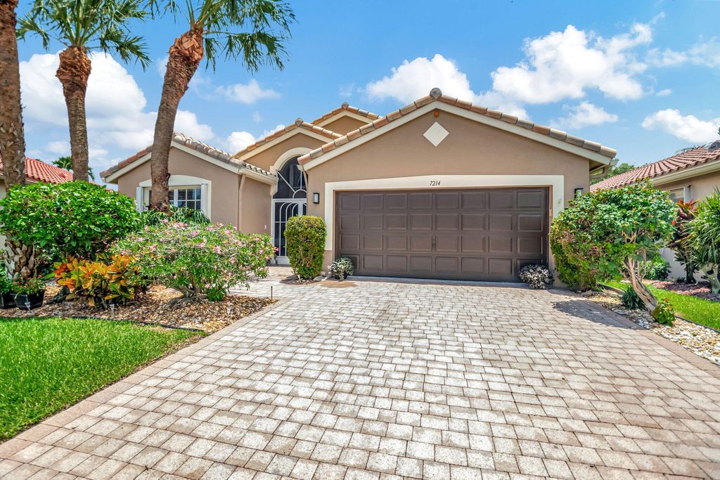 Photo of 7214 Louisiane Court, Boynton Beach, FL 33437 (MLS # R11001243)