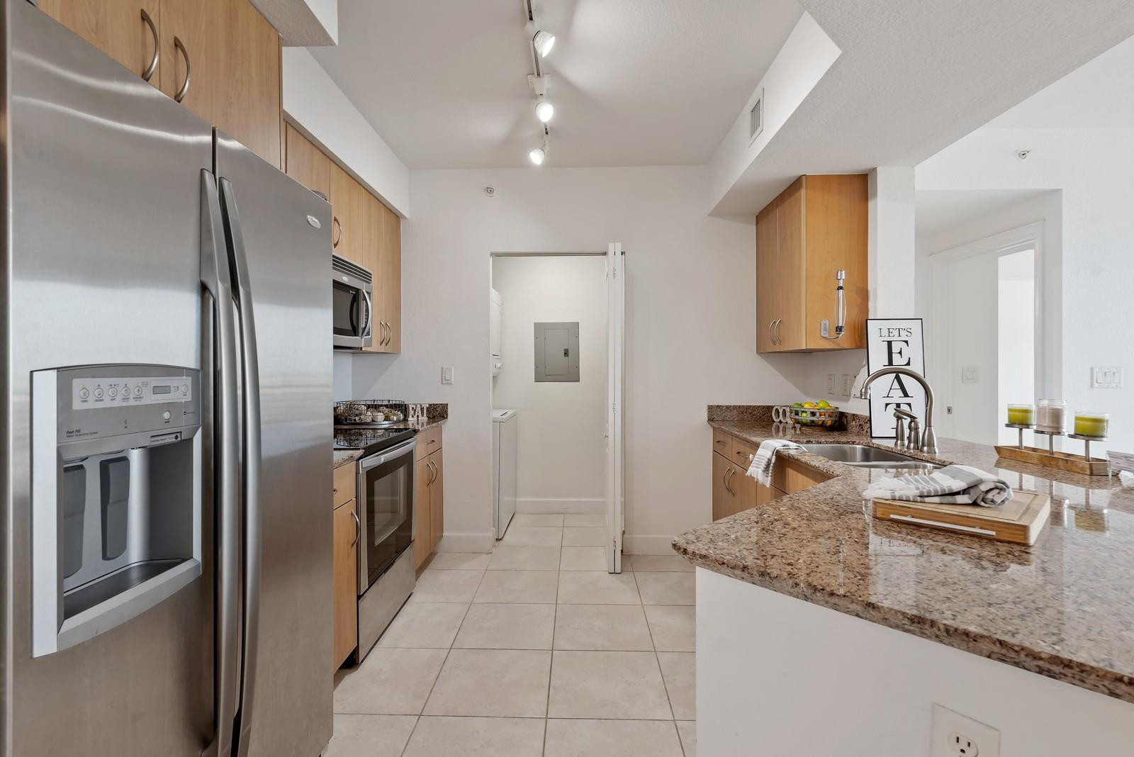 1830 Radius Drive 523, Hollywood, FL, 33020/$420,000 1 1830 Radius Drive 523