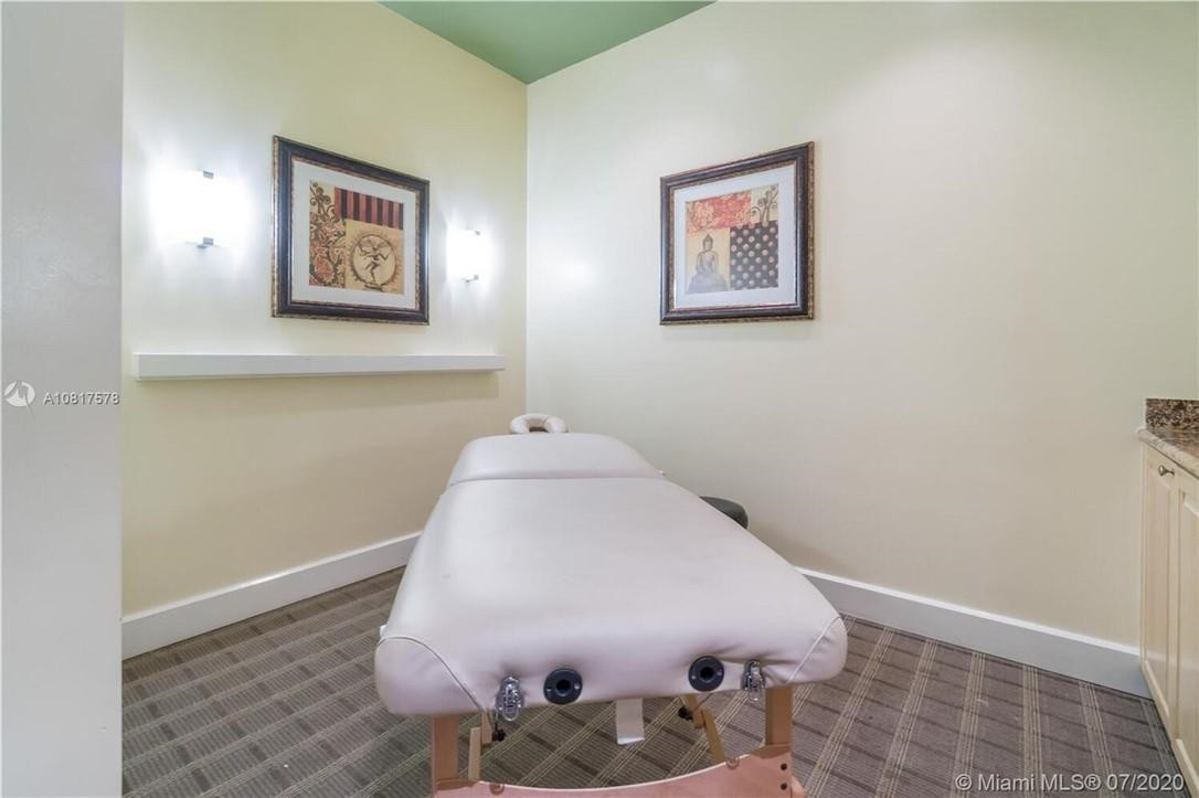 Radius Condominium - Residential