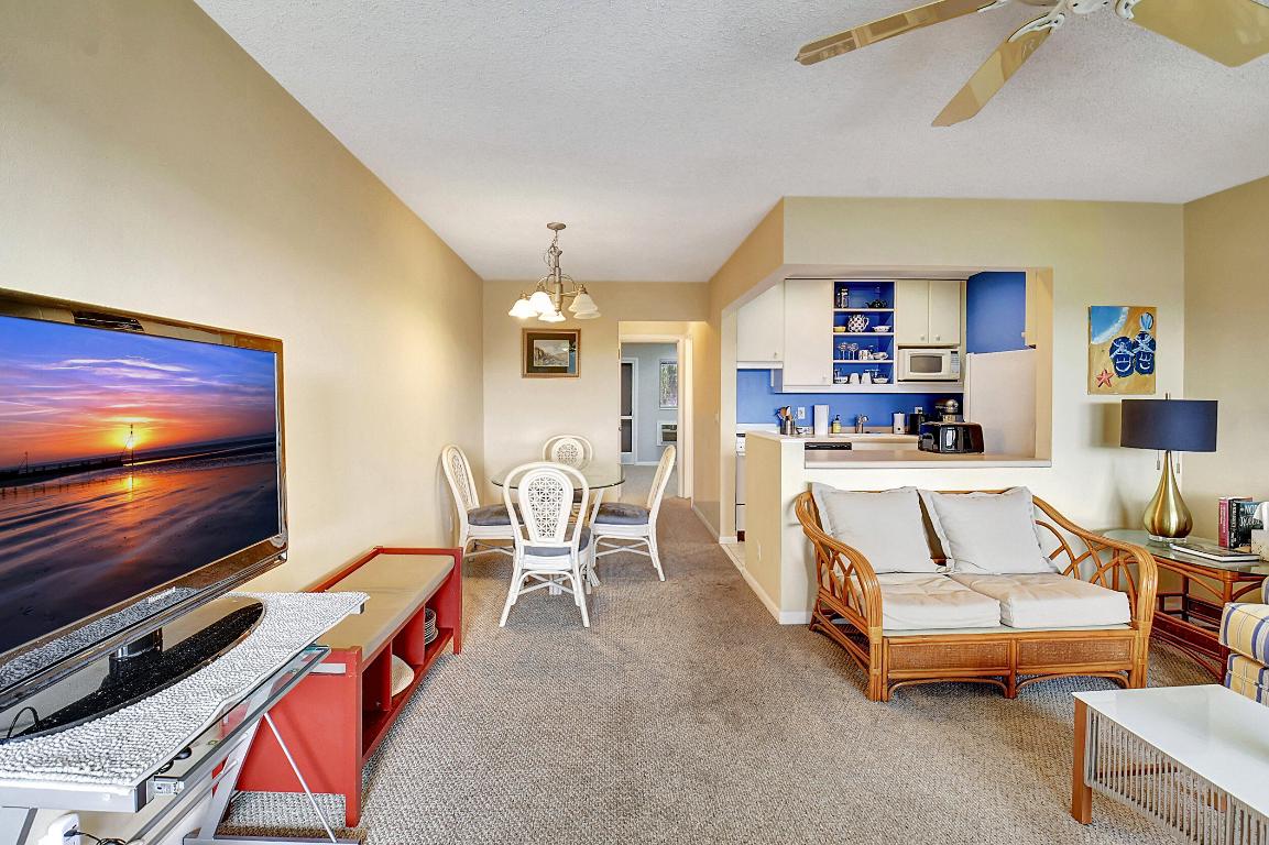 View photos, virtual tours, details... 2430 S Federal Highway 15