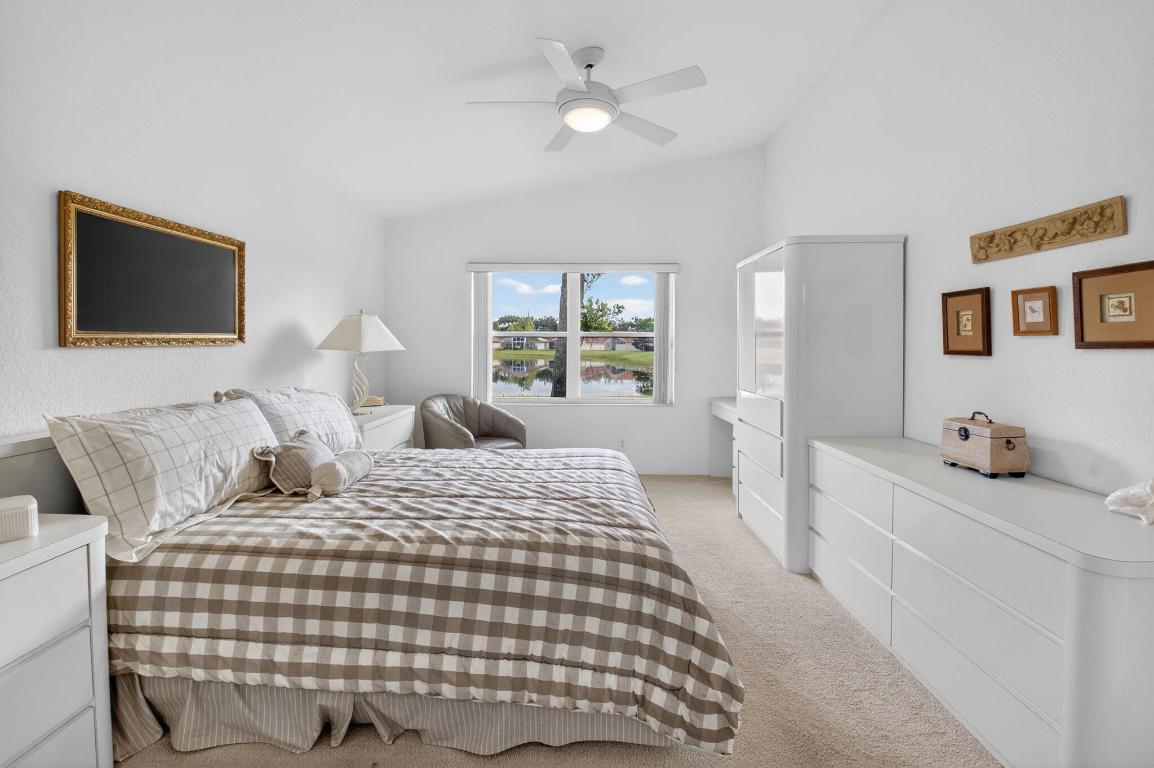 LAKERIDGE GREENS - Residential