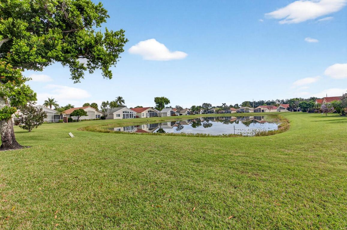 LAKERIDGE GREENS - Residential