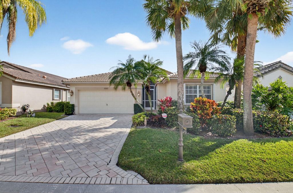 Photo of 12262 Castle Pines Road, Boynton Beach, FL 33437 (MLS # R11157377)