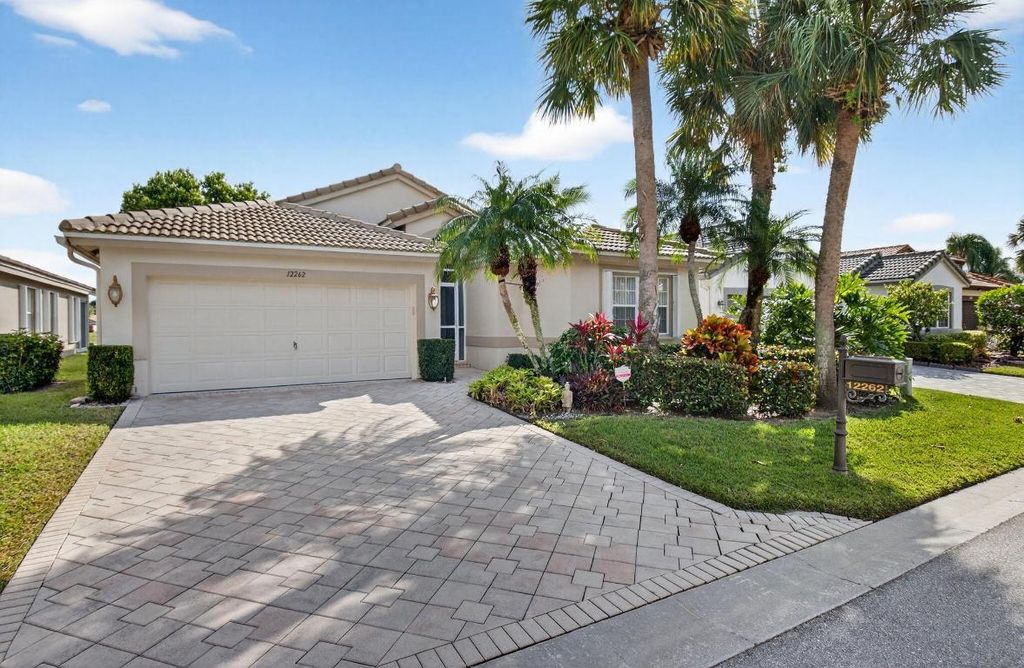 Photo of 12262 Castle Pines Road, Boynton Beach, FL 33437 (MLS # R11157377)