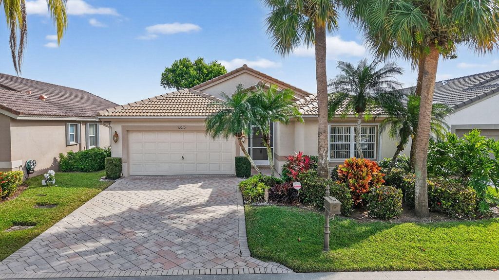 Photo of 12262 Castle Pines Road, Boynton Beach, FL 33437 (MLS # R11157377)